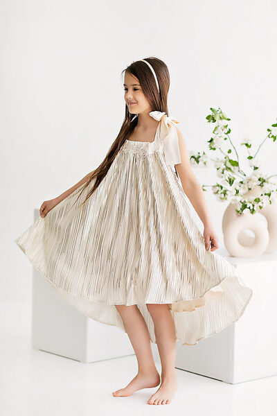 "LEILA GOLD FOLDS"  CREAMY