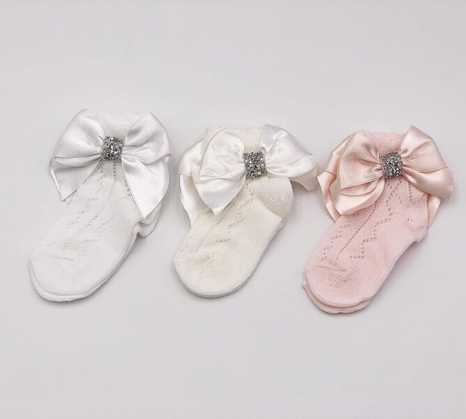 Zemās zeķītes ar lielo banti